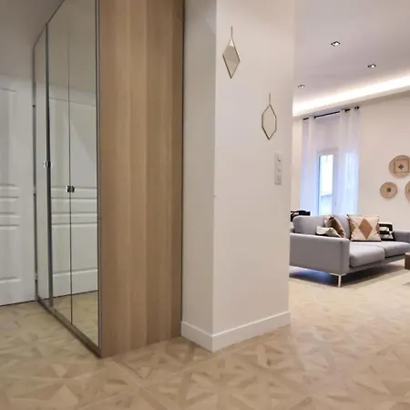 Apartmán 4p Moderne En Centre-ville, 5min Palais & Plages ! - 4p Moderne En Centre-ville, 5min Palais & Plages ! Mae-1683