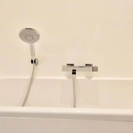 Lägenhet 4p Moderne En Centre-ville, 5min Palais & Plages ! - 4p Moderne En Centre-ville, 5min Palais & Plages ! Mae-1683 *