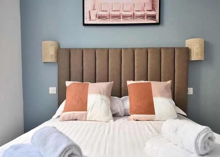 4p Moderne En Centre-ville, 5min Palais & Plages ! - 4p Moderne En Centre-ville, 5min Palais & Plages ! Mae-1683 Lägenhet *