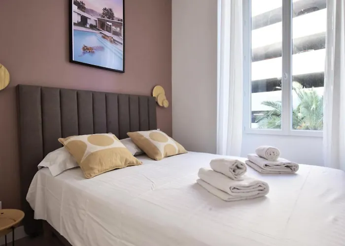 4p Moderne En Centre-ville, 5min Palais & Plages ! - 4p Moderne En Centre-ville, 5min Palais & Plages ! Mae-1683