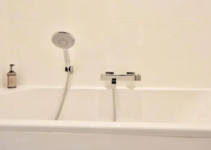 Lägenhet 4p Moderne En Centre-ville, 5min Palais & Plages ! - 4p Moderne En Centre-ville, 5min Palais & Plages ! Mae-1683 *