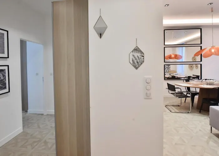 4p Moderne En Centre-ville, 5min Palais & Plages ! - 4p Moderne En Centre-ville, 5min Palais & Plages ! Mae-1683 Lägenhet *